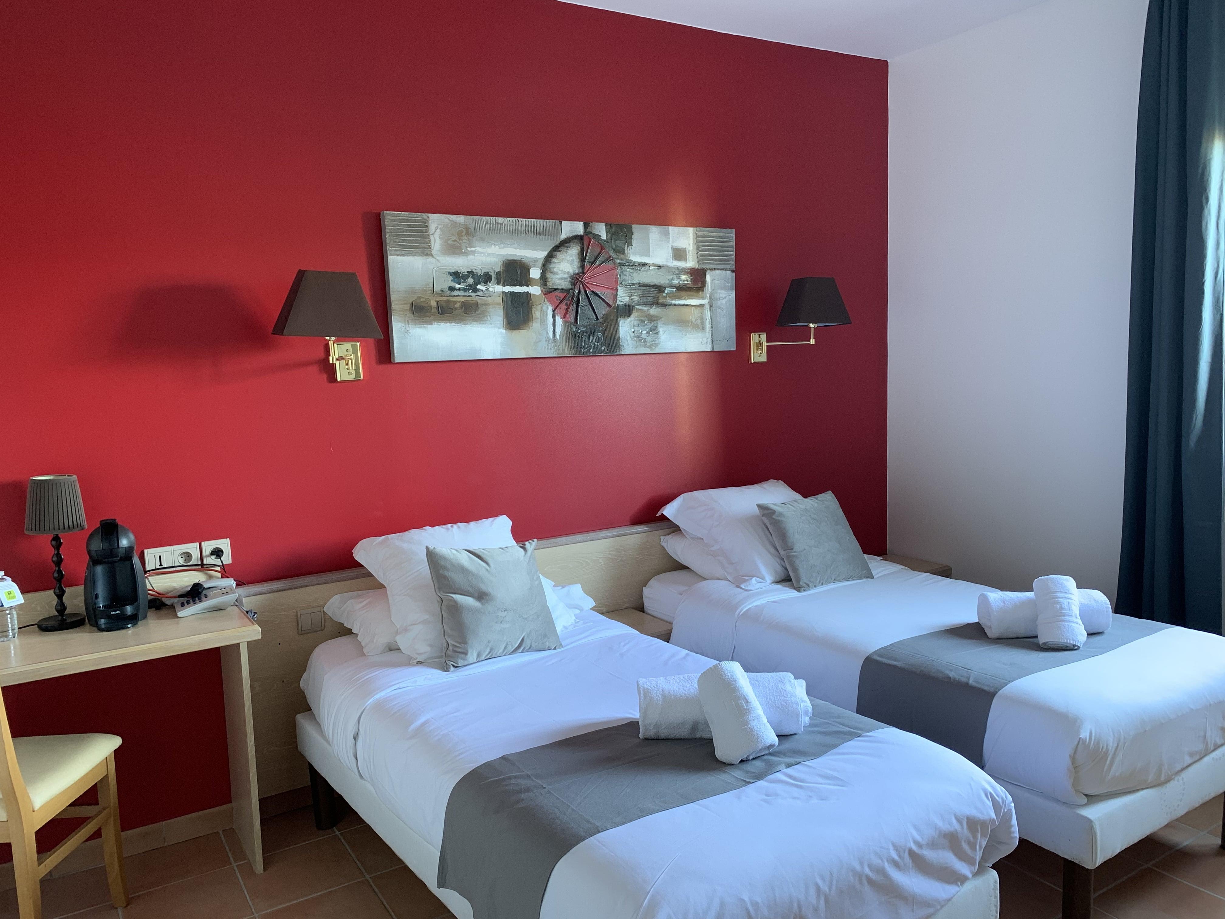 Logis Hotel Restaurant Le Mas De Mon Pere Saint-Jean-le-Centenier Εξωτερικό φωτογραφία