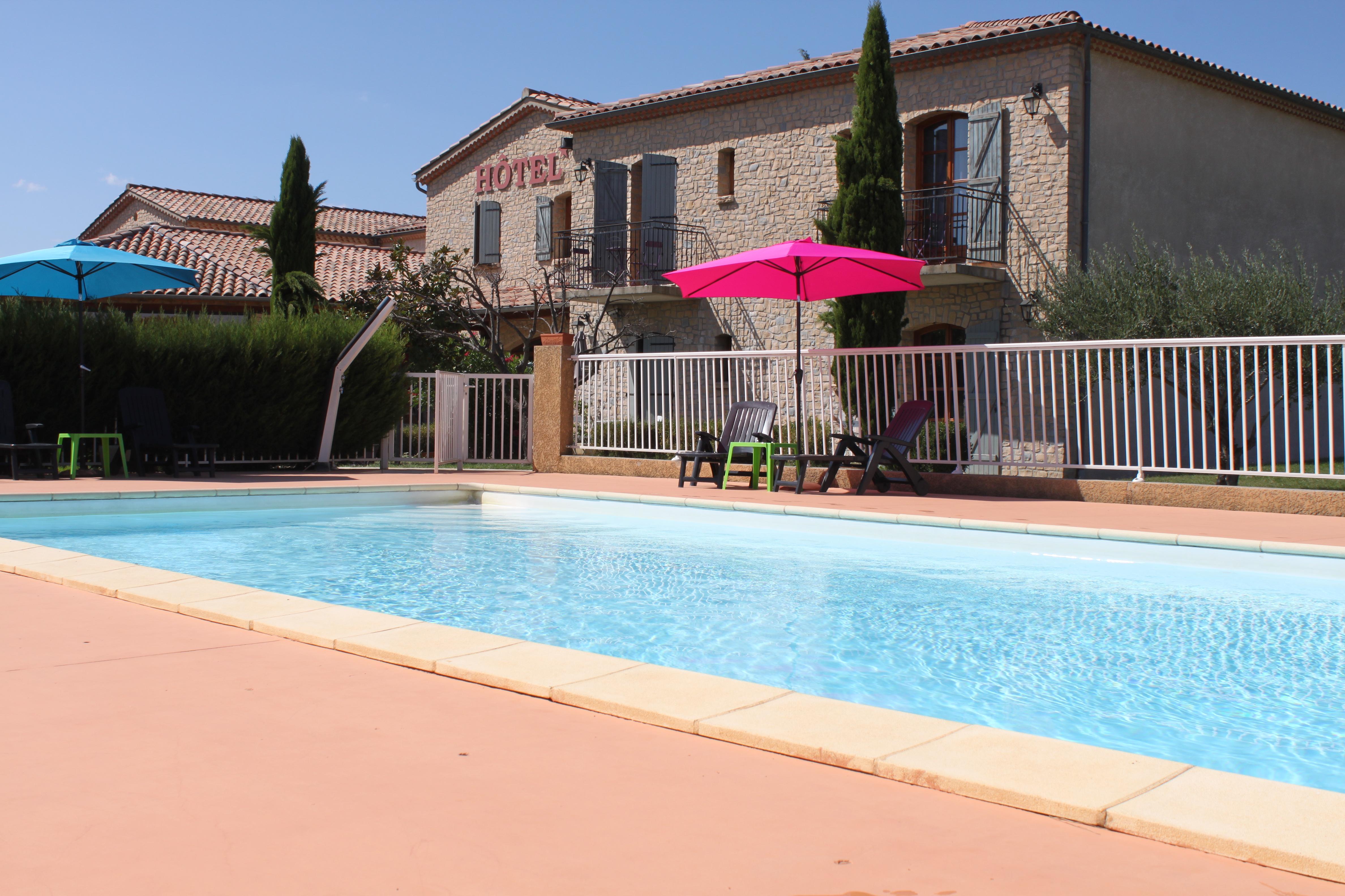 Logis Hotel Restaurant Le Mas De Mon Pere Saint-Jean-le-Centenier Εξωτερικό φωτογραφία
