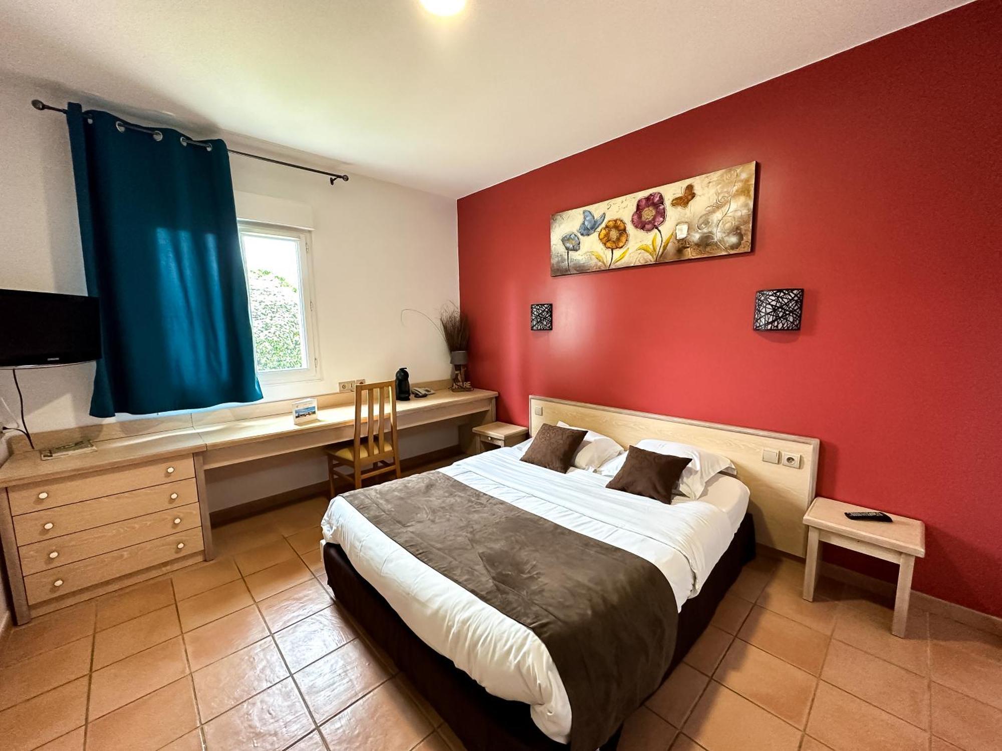 Logis Hotel Restaurant Le Mas De Mon Pere Saint-Jean-le-Centenier Εξωτερικό φωτογραφία