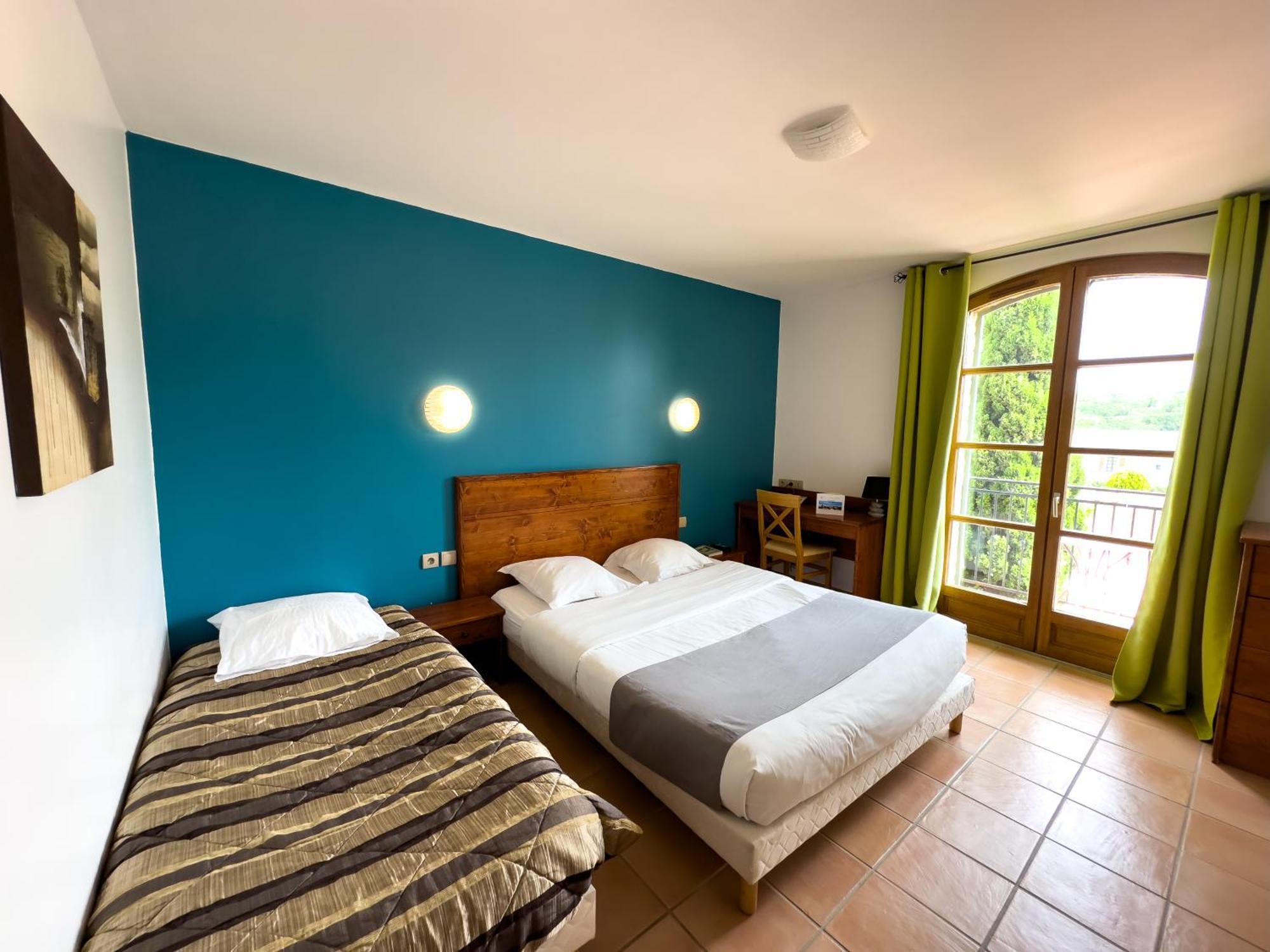 Logis Hotel Restaurant Le Mas De Mon Pere Saint-Jean-le-Centenier Εξωτερικό φωτογραφία