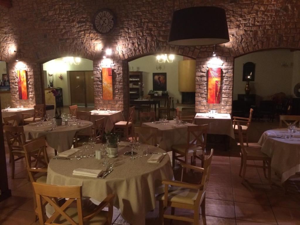 Logis Hotel Restaurant Le Mas De Mon Pere Saint-Jean-le-Centenier Εξωτερικό φωτογραφία