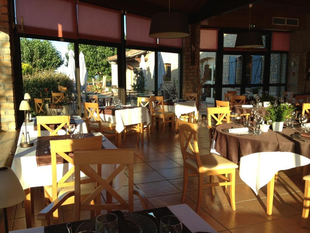 Logis Hotel Restaurant Le Mas De Mon Pere Saint-Jean-le-Centenier Εξωτερικό φωτογραφία