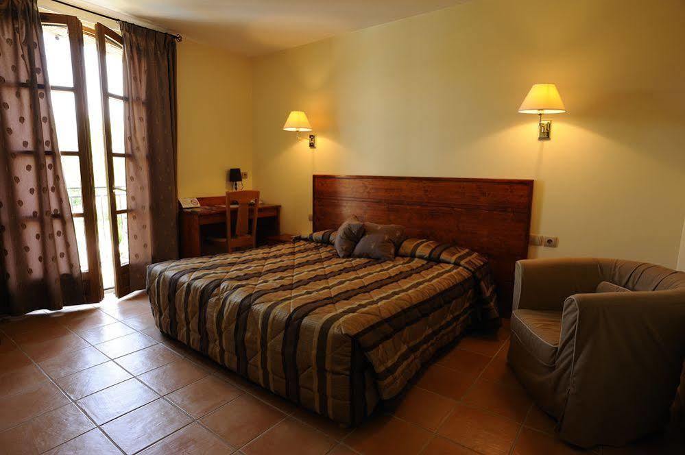 Logis Hotel Restaurant Le Mas De Mon Pere Saint-Jean-le-Centenier Εξωτερικό φωτογραφία