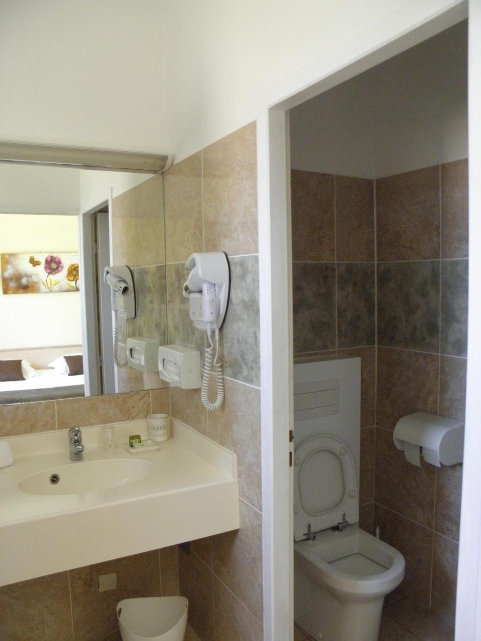 Logis Hotel Restaurant Le Mas De Mon Pere Saint-Jean-le-Centenier Εξωτερικό φωτογραφία